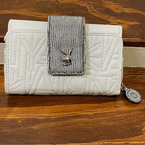 Playboy Quilted Stitched Logo Letters Wallet White With Silver Hardware Detail - Picture 1 of 15